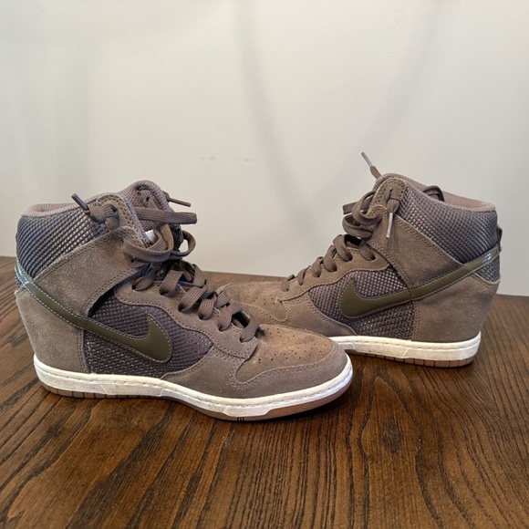Like new khaki green Nike Sky Hi Wedge Dunk - Picture 4 of 5